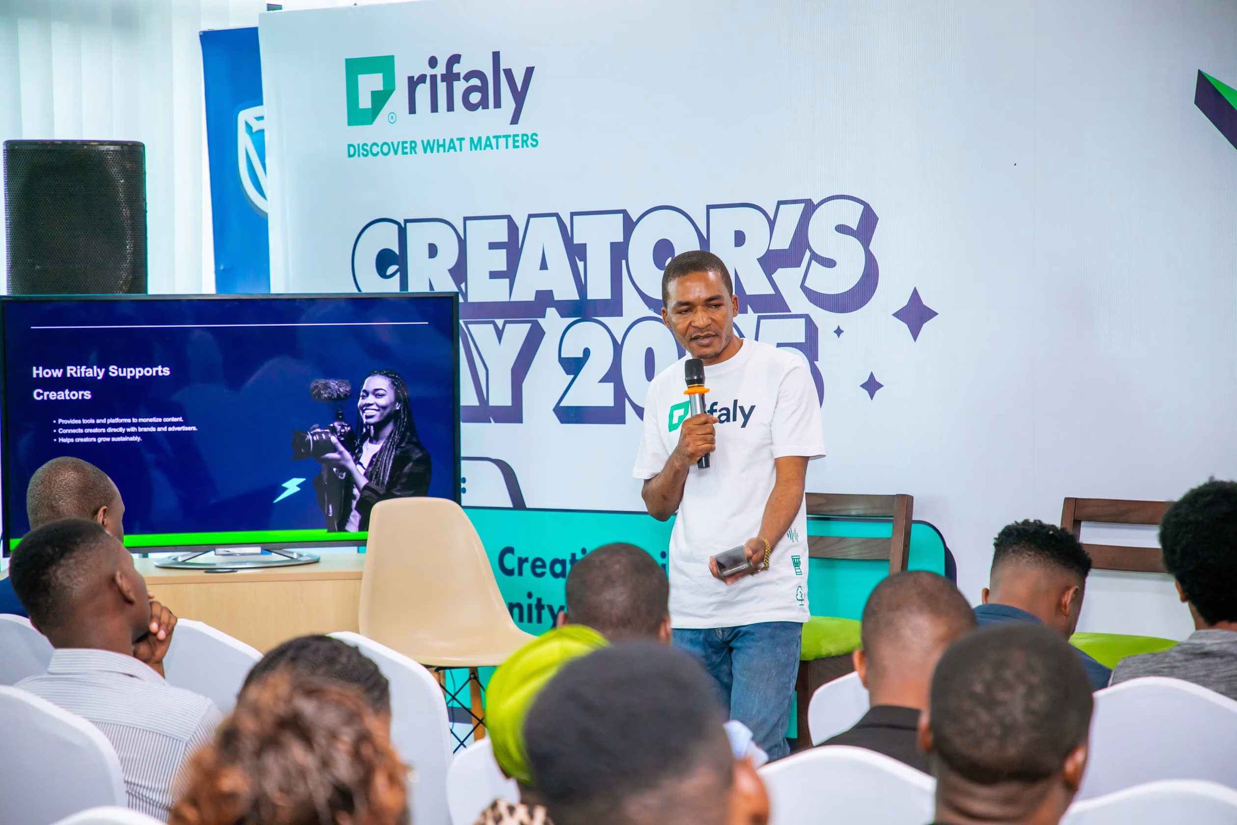 digital distribution in print media